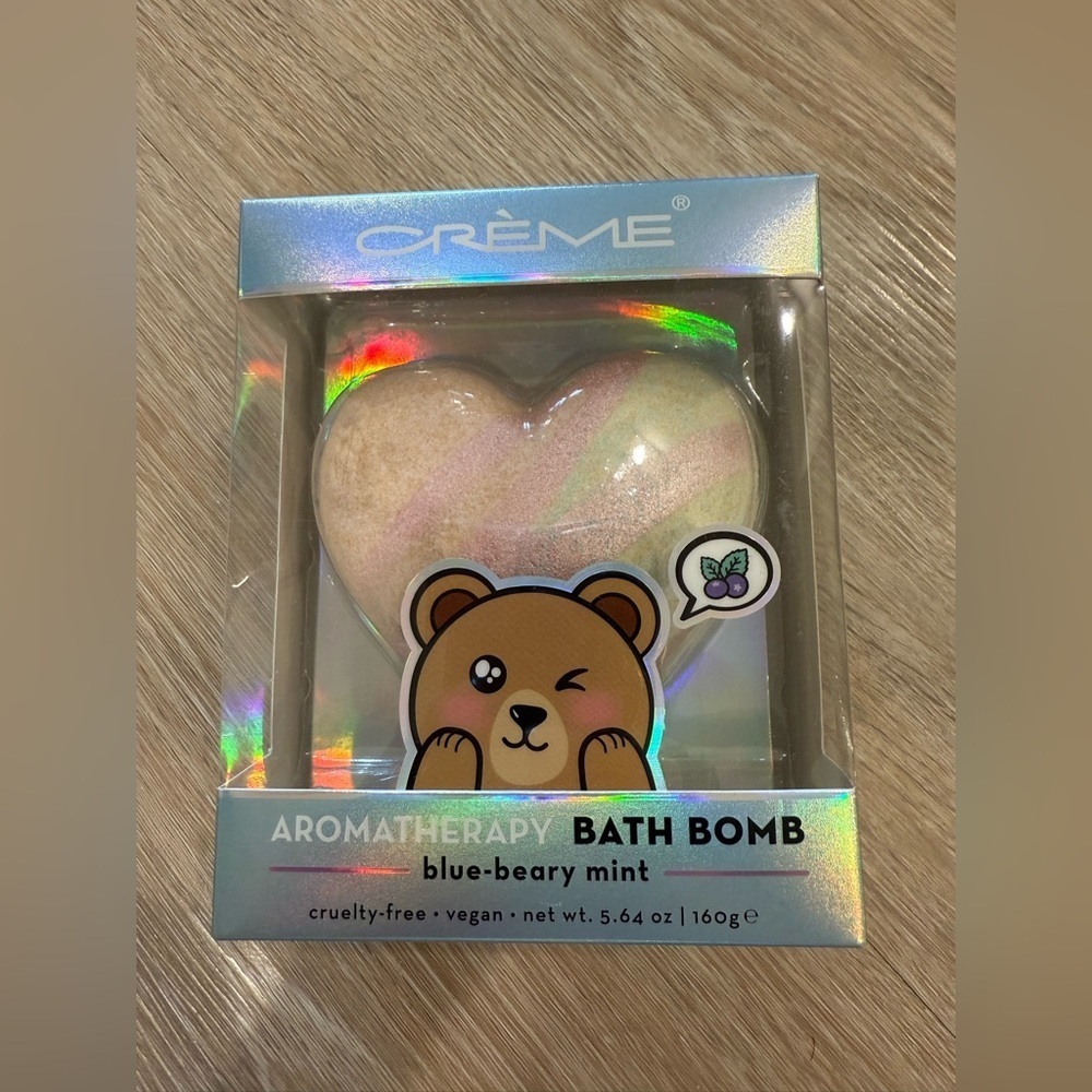 NEW The Creme Shop Heart-Shaped Bath Bomb - Blue-Beary Mint